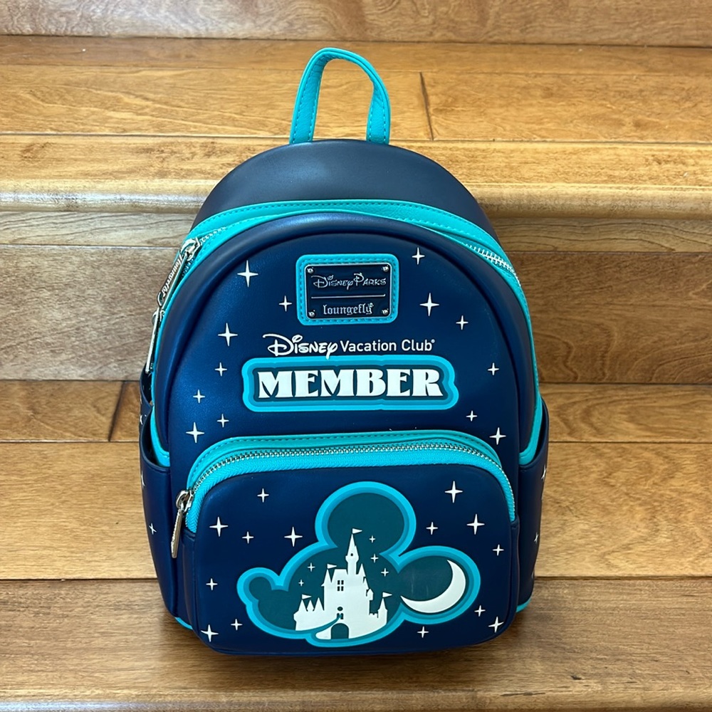 2024 Disney Vacation Club Member Loungefly Mini Backpack NWT